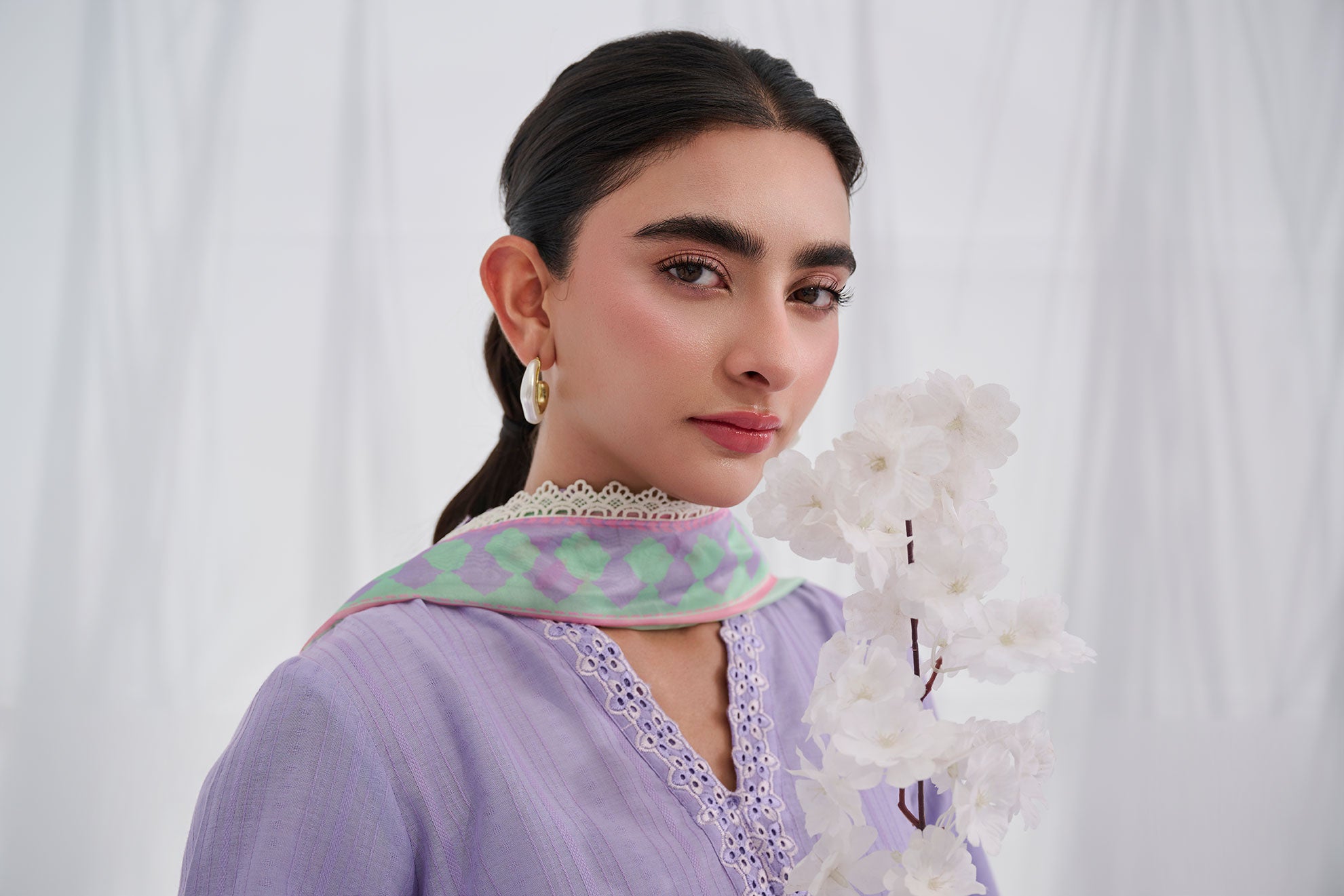 SS25DC-2564 PURPLE COTTON JACQUARD 2PCS EMBROIDERED KURTA WITH TROUSER