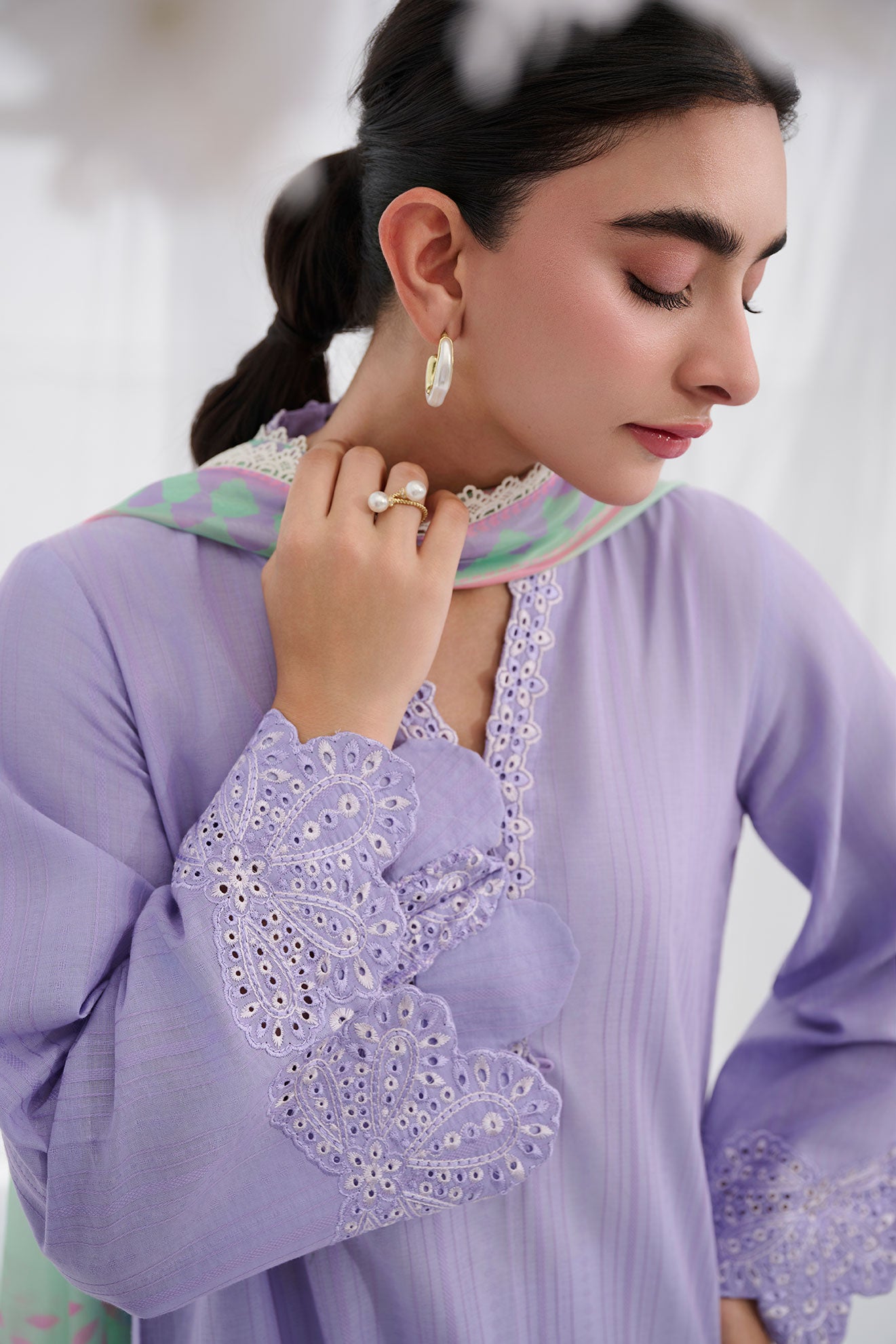 SS25DC-2564 PURPLE COTTON JACQUARD 2PCS EMBROIDERED KURTA WITH TROUSER