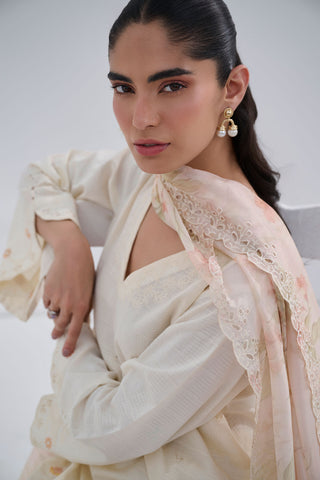 SS25DC-2565 OFFWHITE COTTON JACQUARD 2PCS EMBROIDERED KURTA WITH TROUSER