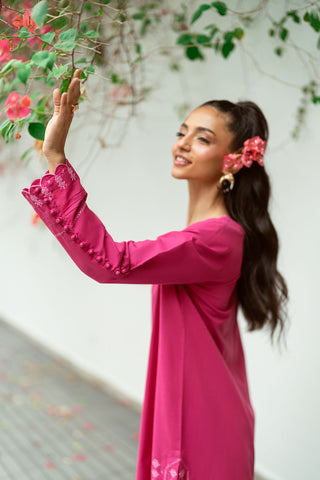 SS25DC-2572 DARK PINK 2PCS  EMBROIDERED KURTA WITH TROUSER