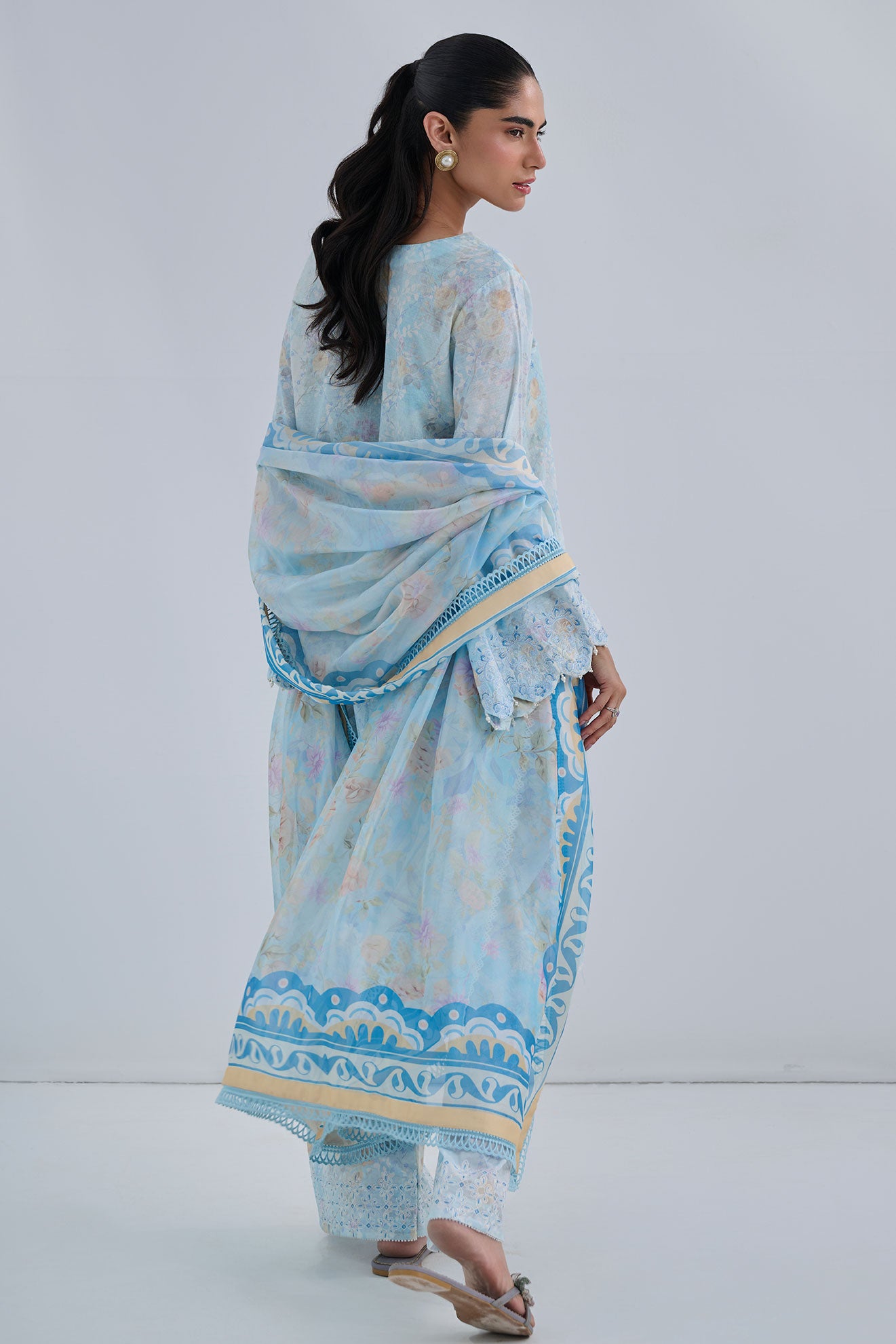 SS25DC-2560 SKY BLUE COTTON JACQUARD 2PCS EMBROIDERED KURTA WITH TROUSER