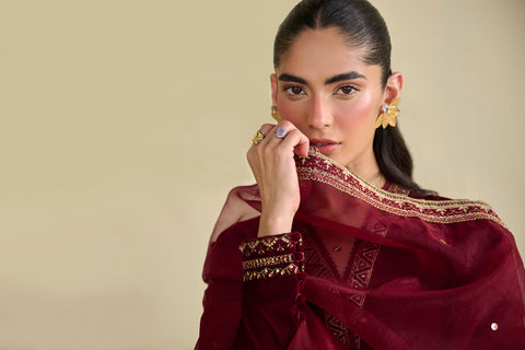 FW25DA-2832   MAROON  2PCS  EMBROIDERED KURTA WITH TROUSER