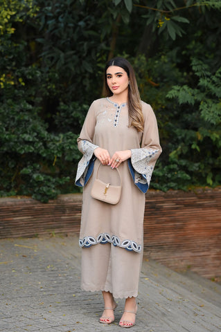 FW25DC-2877 GREY 2PCS  EMBROIDERED KURTA WITH TROUSER