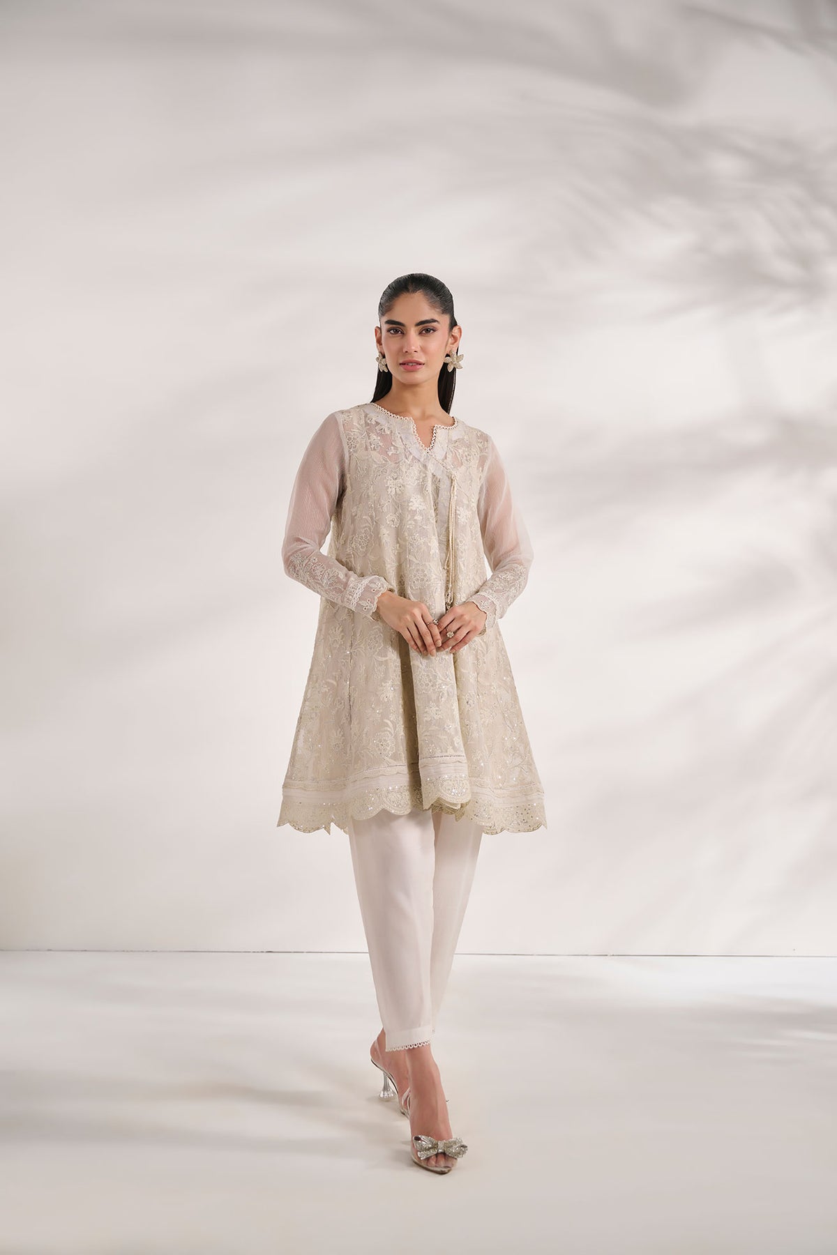 SS24DA-2480   WHITE  2PCS  EMBROIDERED KURTA WITH TROUSER