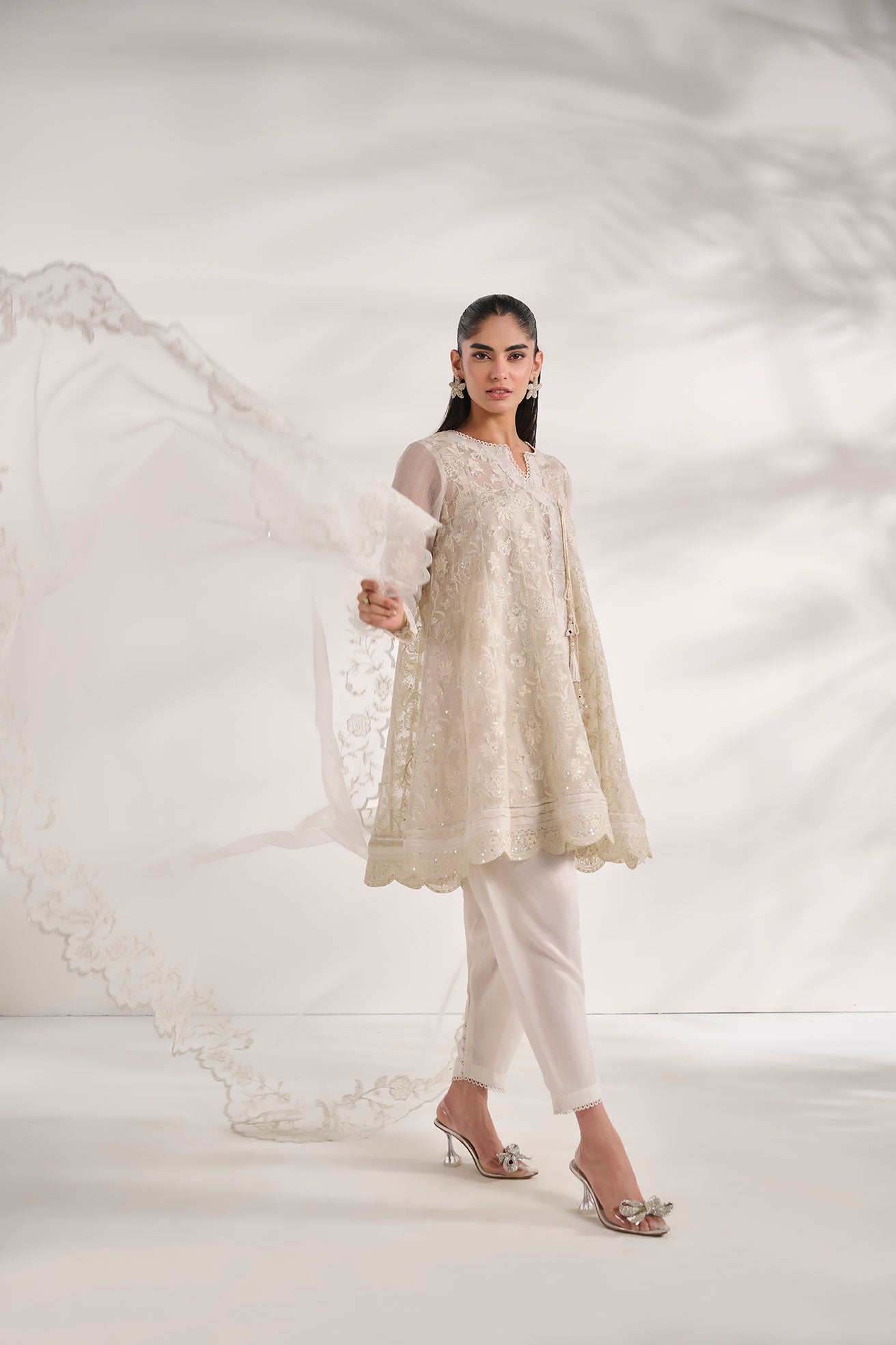 SS24DA-2480   WHITE  2PCS  EMBROIDERED KURTA WITH TROUSER