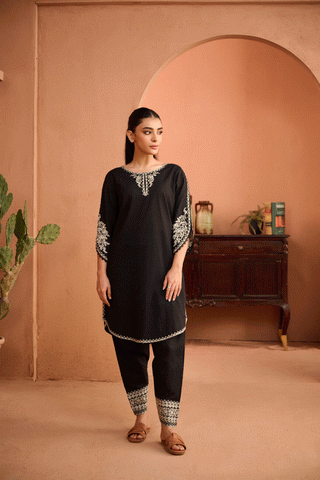 SS24DC-2457 BLACK 2PCS EMBROIDERED KURTA WITH TROUSER