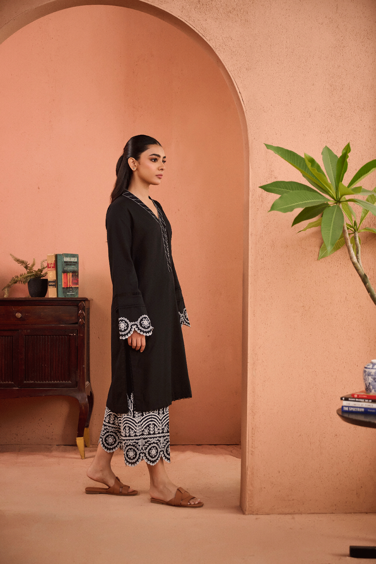 SS24DC-2458 BLACK 2PCS EMBROIDERED KURTA WITH TROUSER