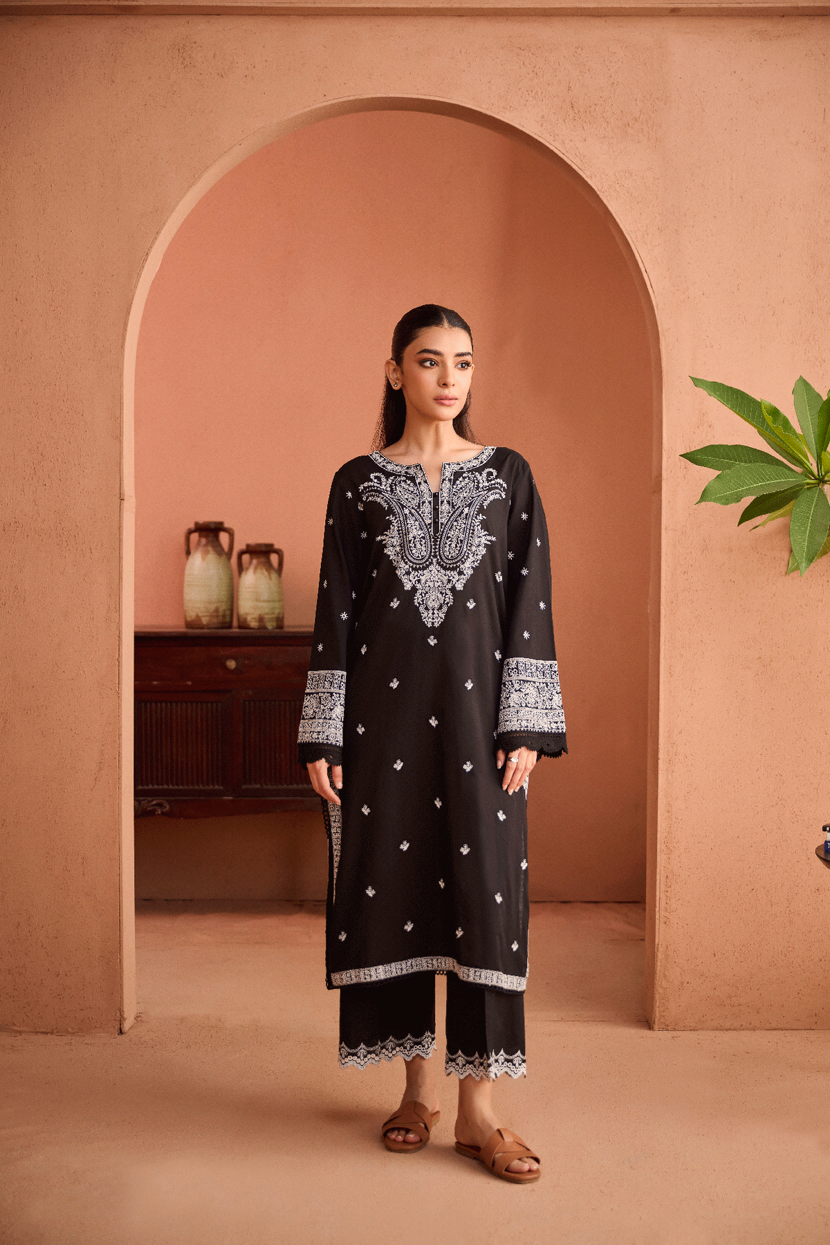 SS24DC-2451 BLACK 2PCS EMBROIDERED KURTA WITH TROUSER