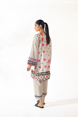 SS24DC-2329 WHITE LAWN 2PCS EMBROIDERED KURTA WITH TROUSER