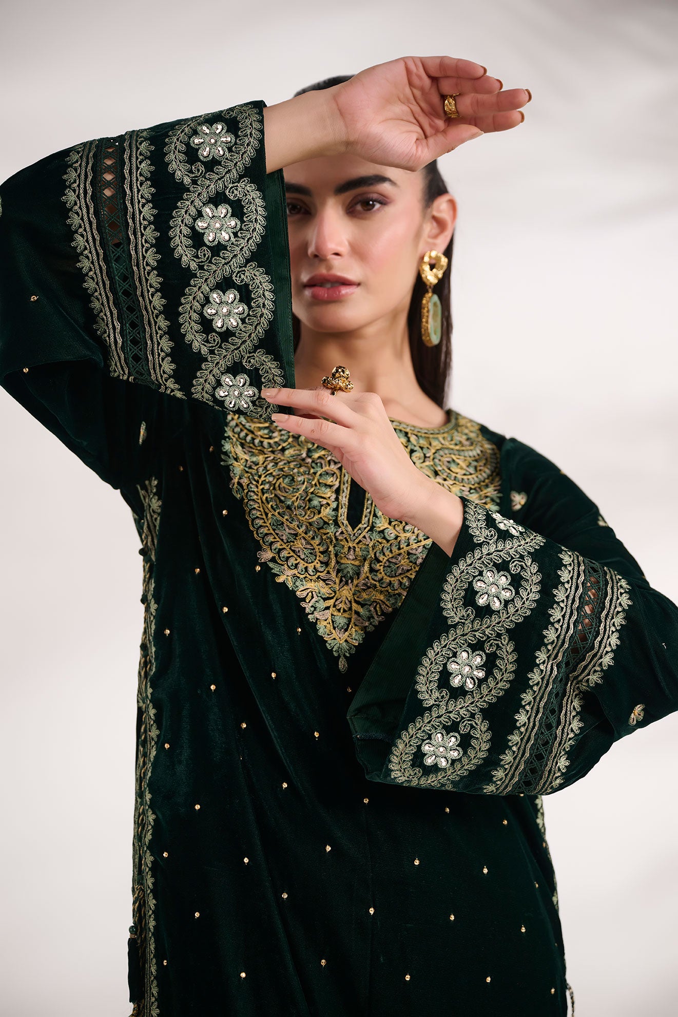 FW24DA-2616   DARK GREEN  2PCS  EMBROIDERED KURTA WITH TROUSER