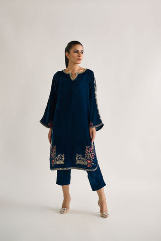 DA-1718 TURQUOISE BLUE EMBROIDERED KURTA