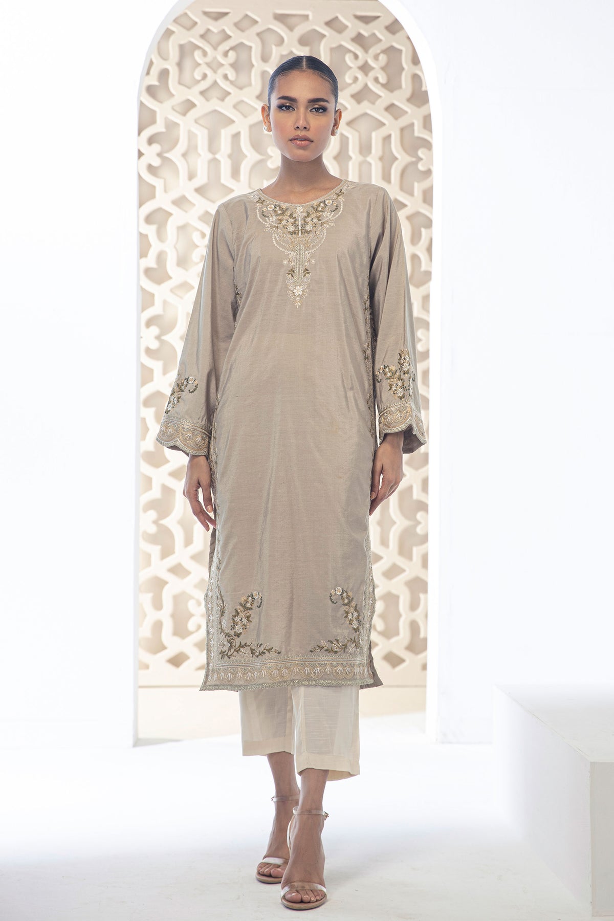 DA-2114 BEIGE EMBROIDERED KURTA