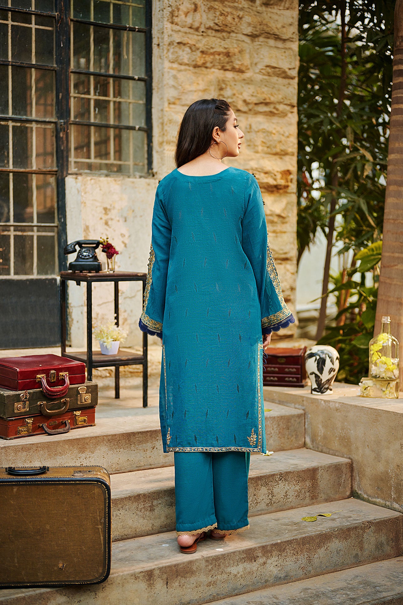 DC-2027 C-GREEN 2PCS EMBROIDERED KURTA WITH TROUSER