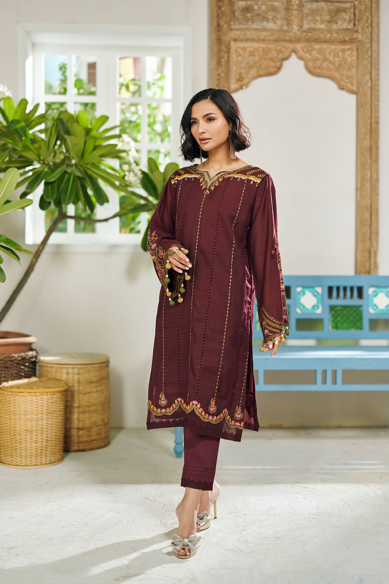 DC-2056 MAROON 2PCS  EMBROIDERED KURTA WITH TROUSER