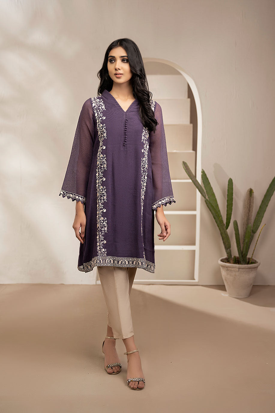 DA-1435 PURPLE EMBROIDERED KURTA